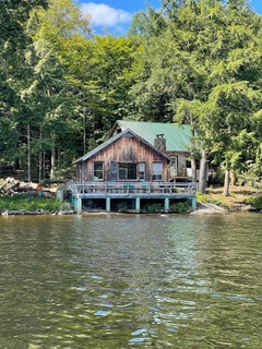 Photo of Hamill's home on Cranberry Lake